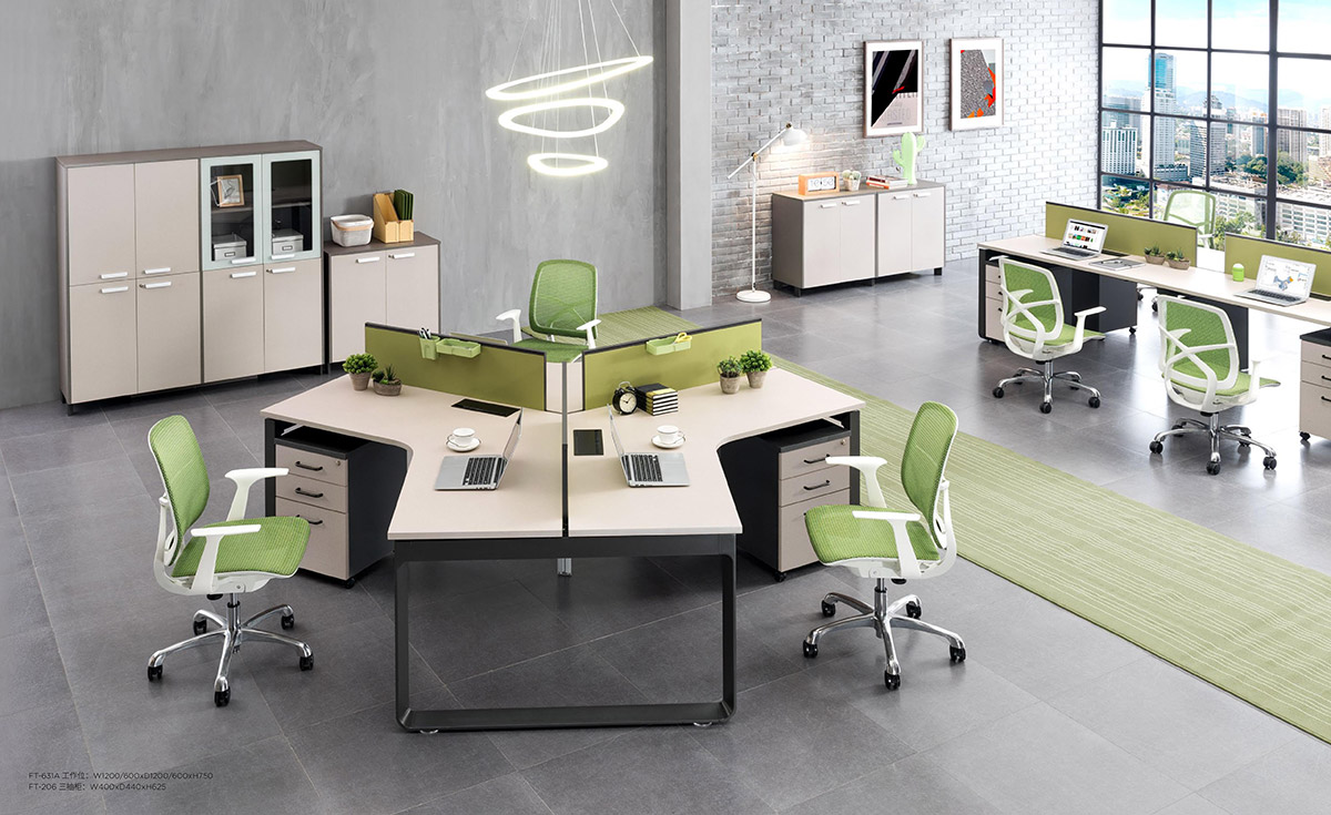 Large and simple office decoration style